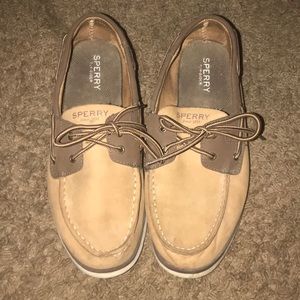 Size 6 men’s sperry shoes